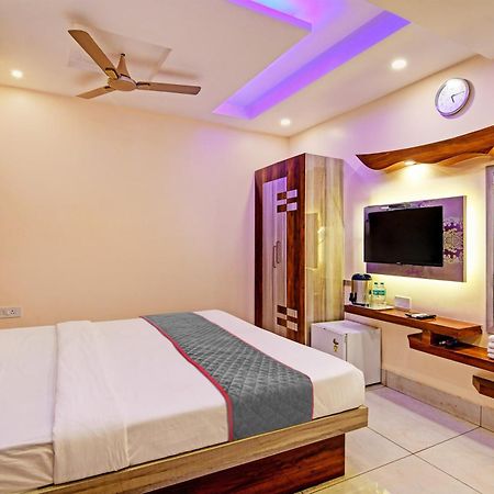 迪卡 Townhouse The Grand Touch & The Royal Touch酒店 外观 照片