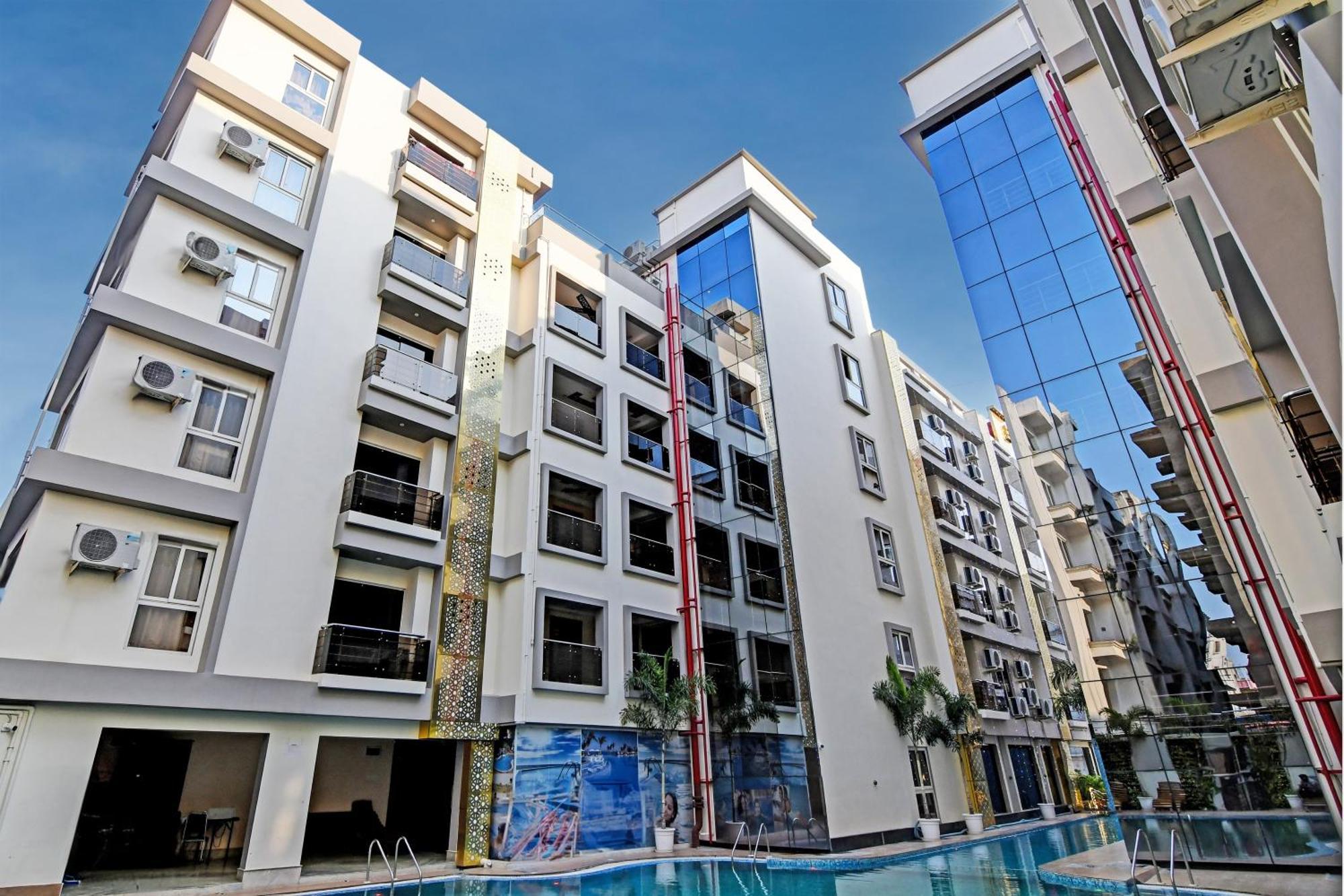 迪卡 Townhouse The Grand Touch & The Royal Touch酒店 外观 照片