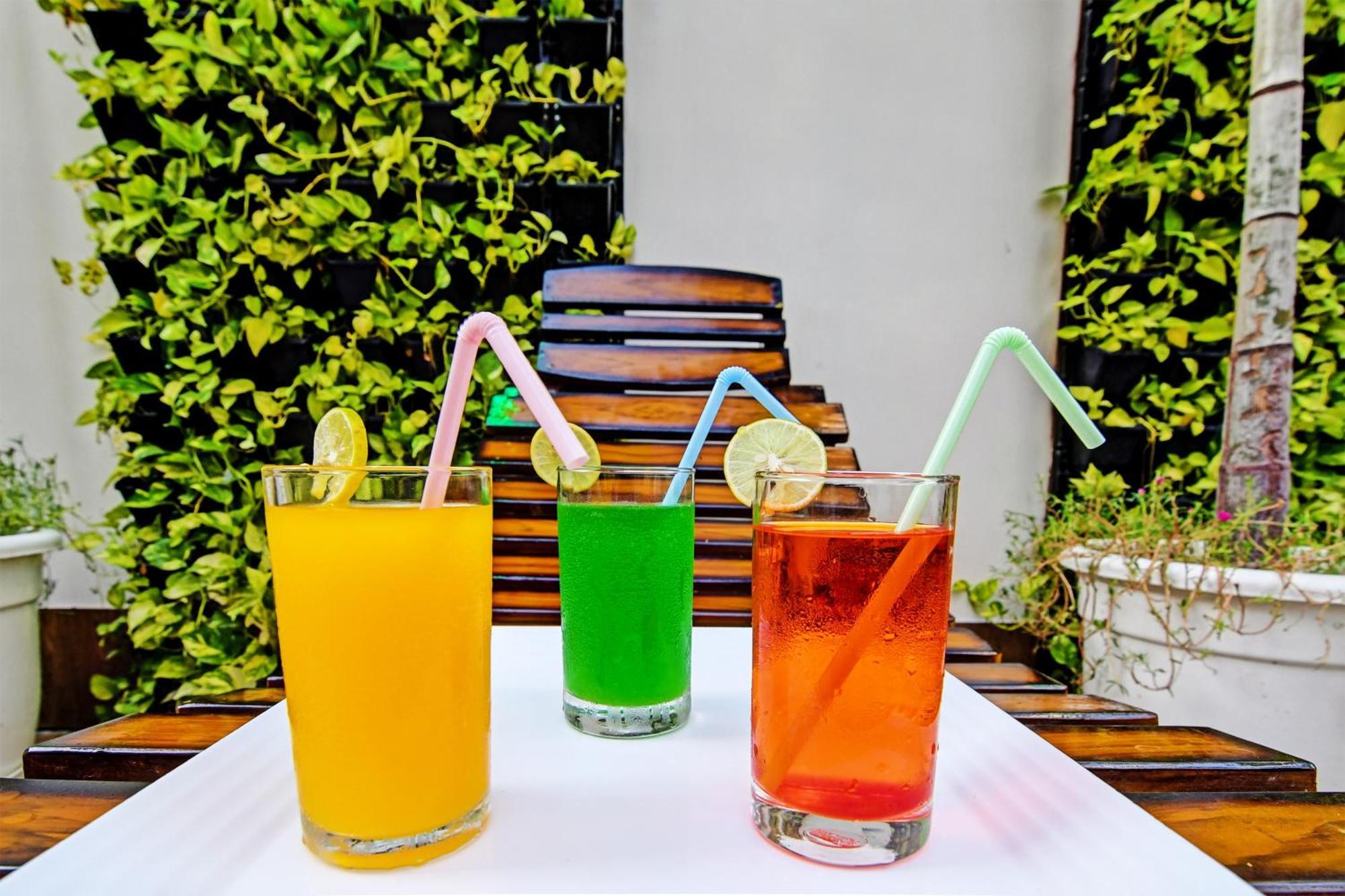 迪卡 Townhouse The Grand Touch & The Royal Touch酒店 外观 照片