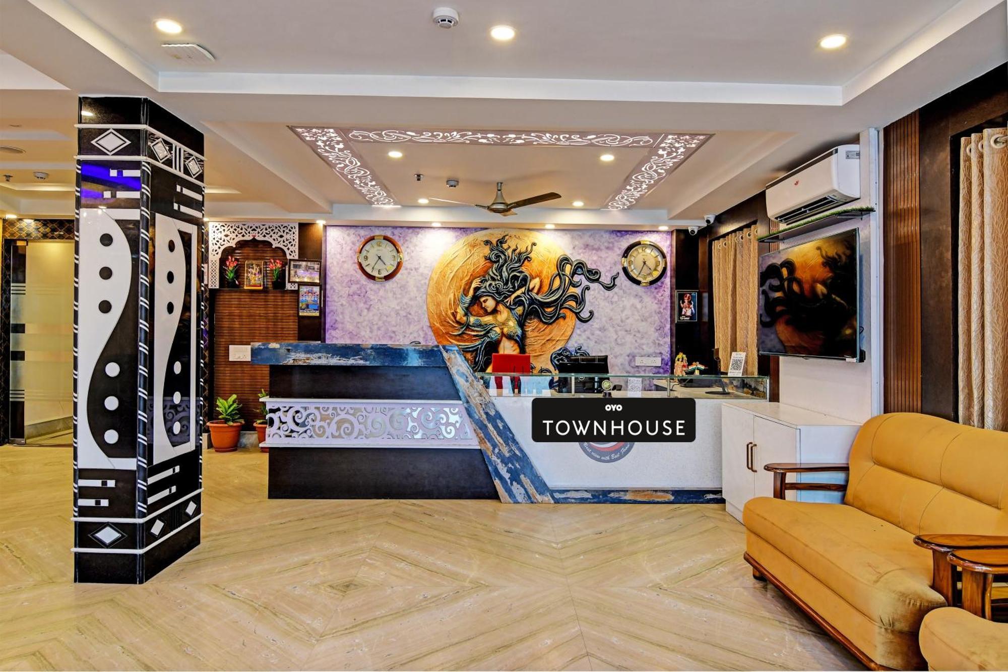 迪卡 Townhouse The Grand Touch & The Royal Touch酒店 外观 照片
